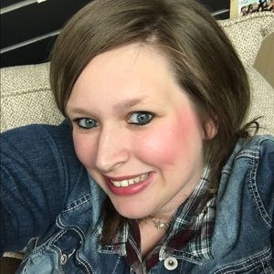 Meet your Posher, Jerrica